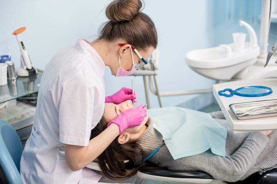 Dental Sealants Guide: Benefits & Application Process