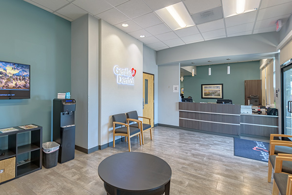 dental-clinic-reception-area_Gentle-Dental-Chula-Vista
