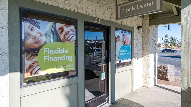 dental-office-entrance_Gentle-Dental-Indio