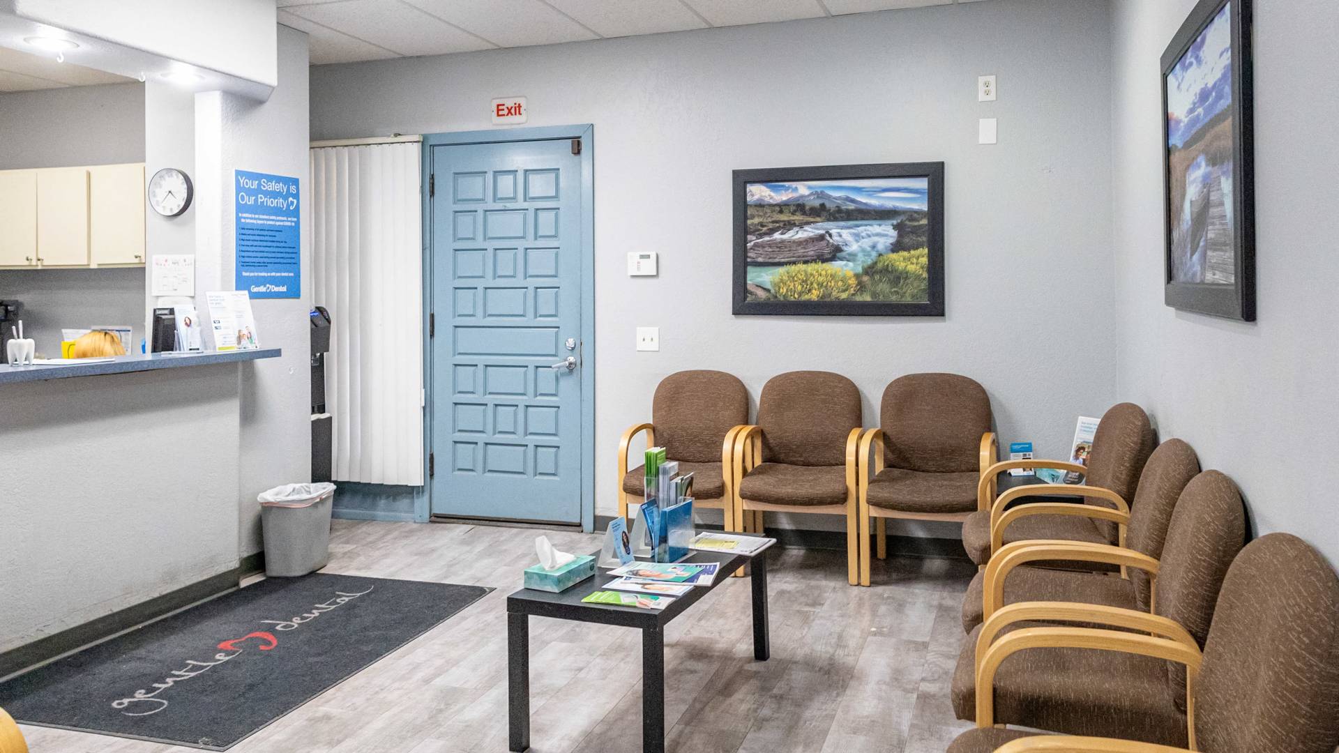dental-care-office-waiting-area_Gentle-Dental-Desert-Dental(1)