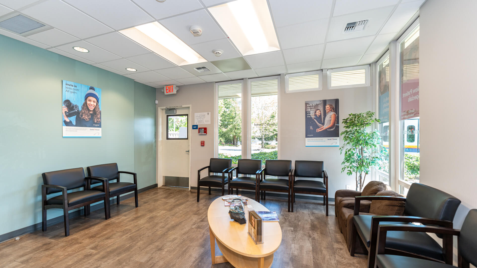 dental-care-office-waiting-area_Gentle-Dental-Fairwood(1)