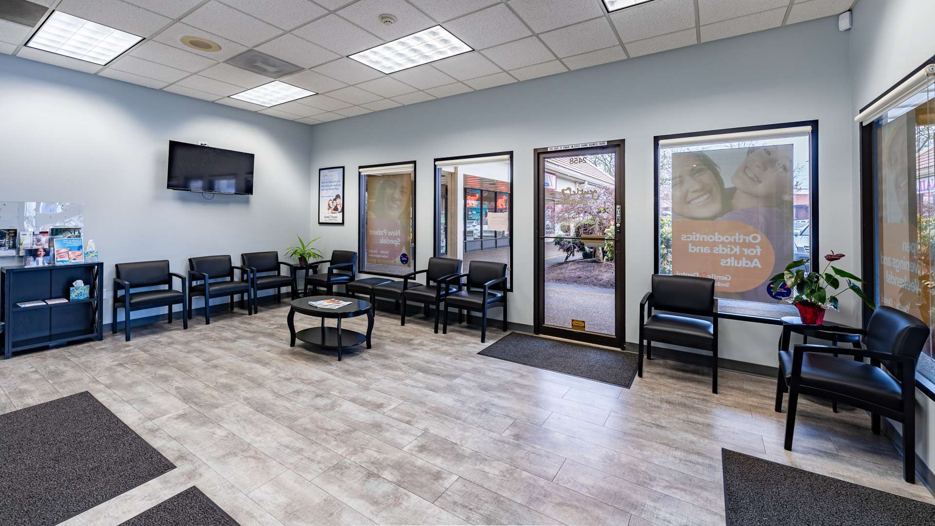 dental-care-office-waiting-area_Gentle-Dental-Gresham-Village