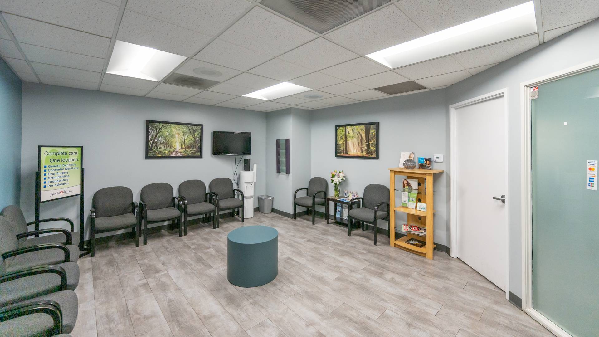 dental-care-office-waiting-area_Gentle-Dental-Grossmont