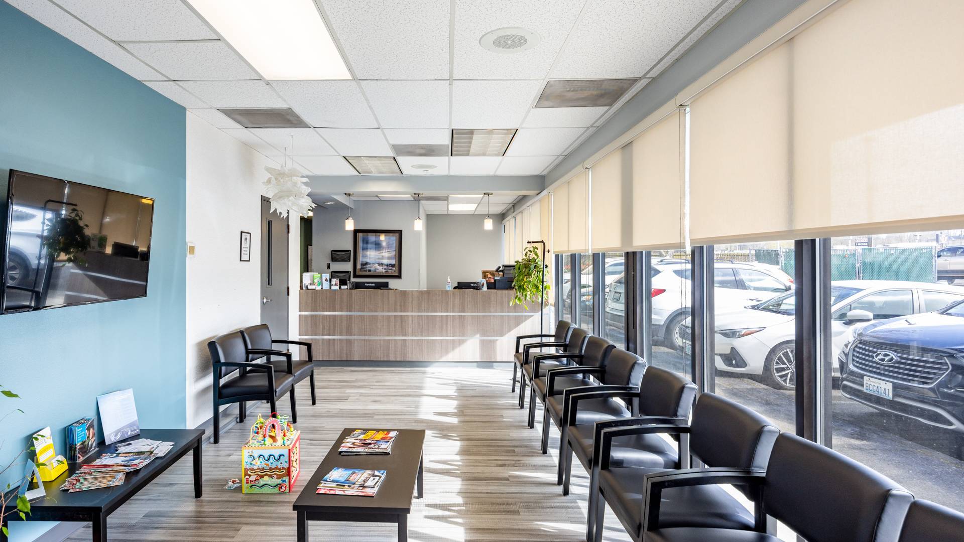 dental-care-office-waiting-area_Gentle-Dental-Hazel-Dell