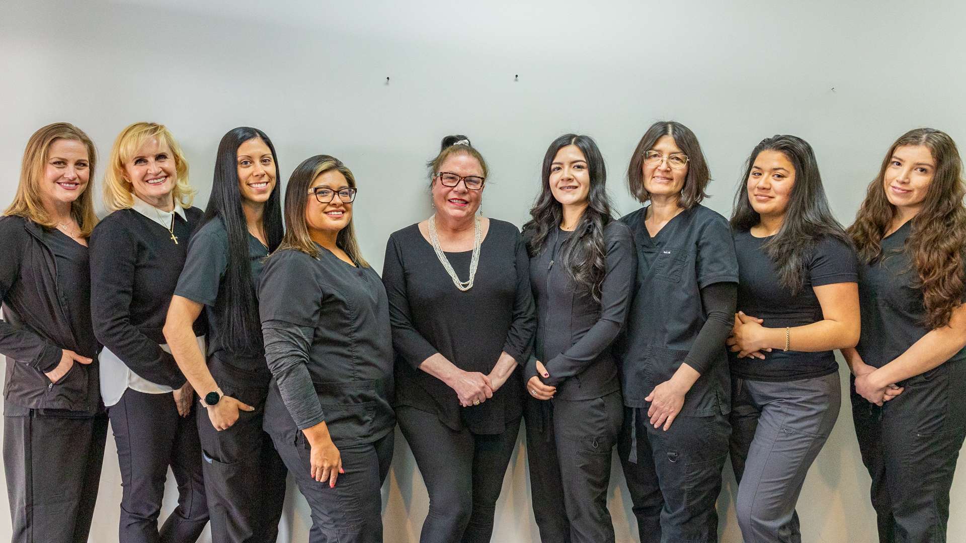 dental-care-team-photo_Gentle-Dental-Sparks