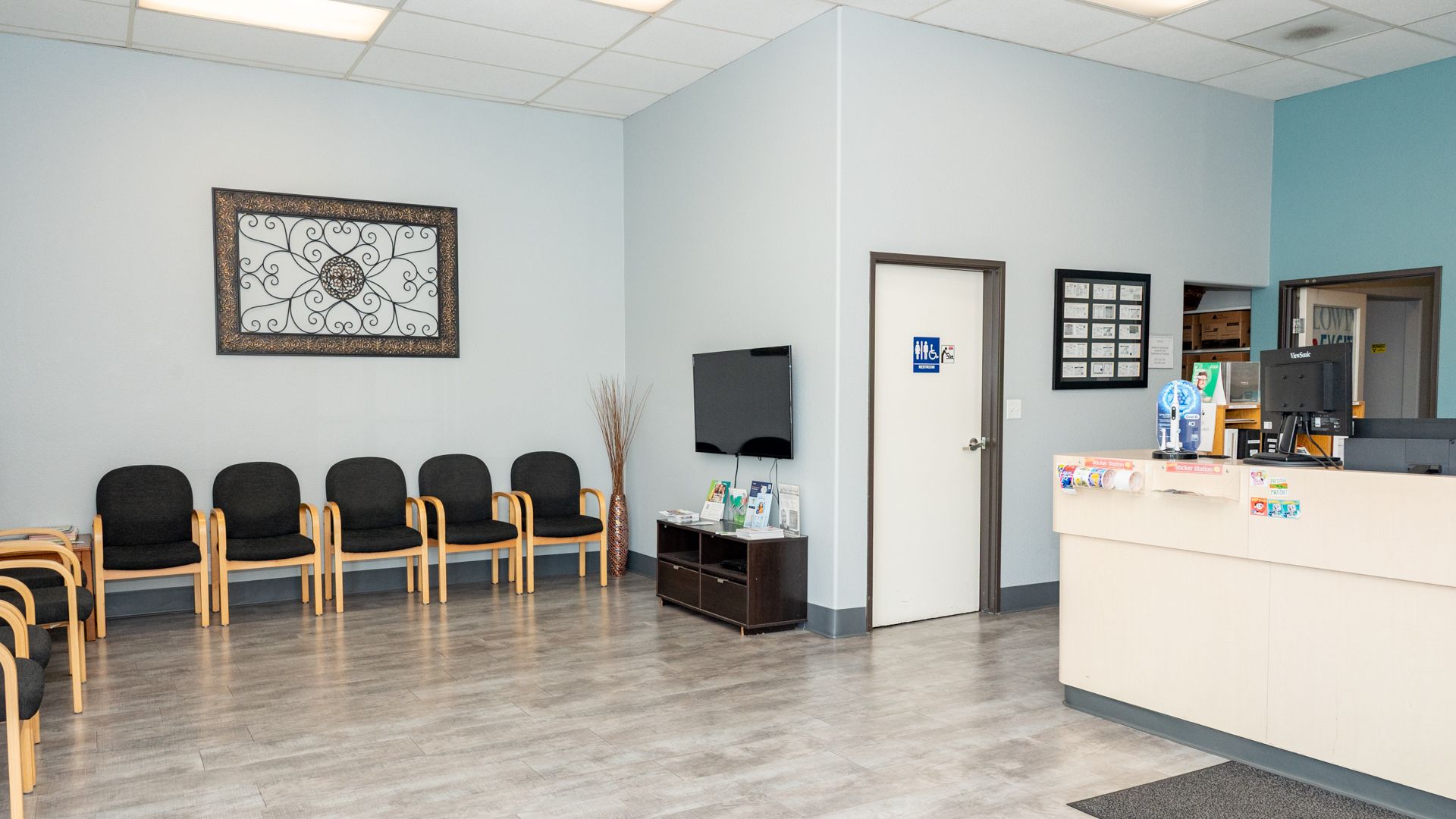 dental-clinic-reception-area_Gentle-Dental-Sunnyvale