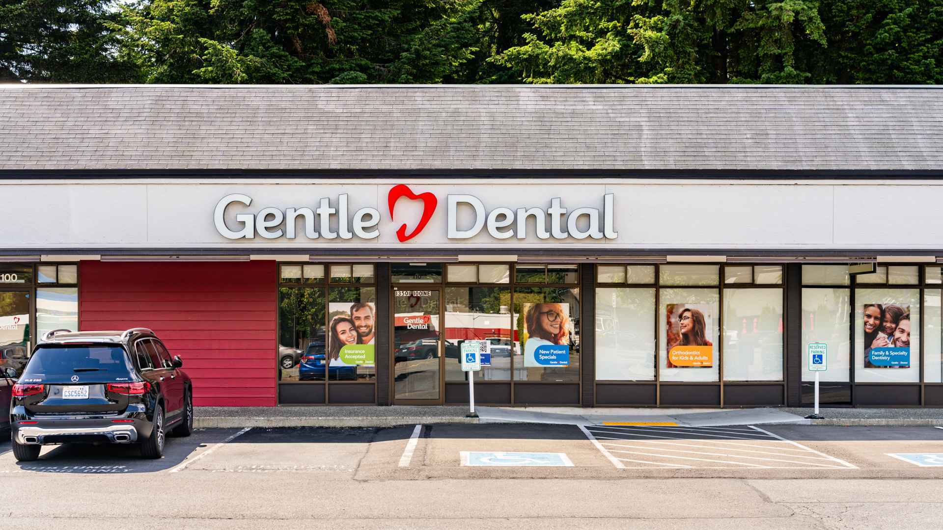 dental-office-entrance_Gentle-Dental-Kirkland