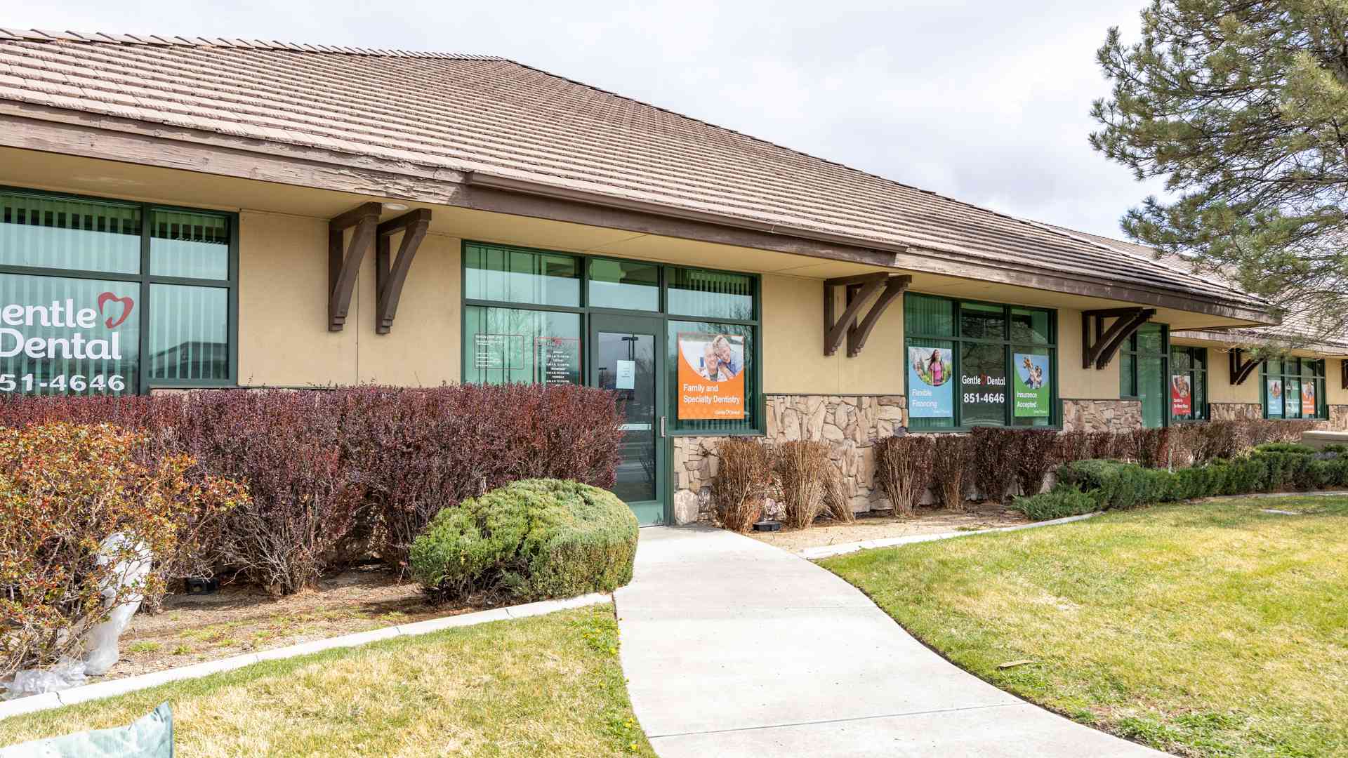 dental-office-entrance_Gentle-Dental-Reno-South