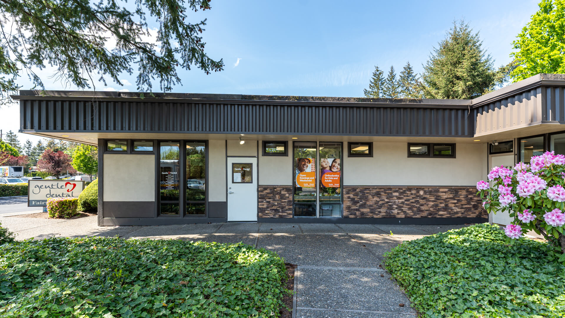 dental-office-front-signage_Gentle-Dental-Fairwood