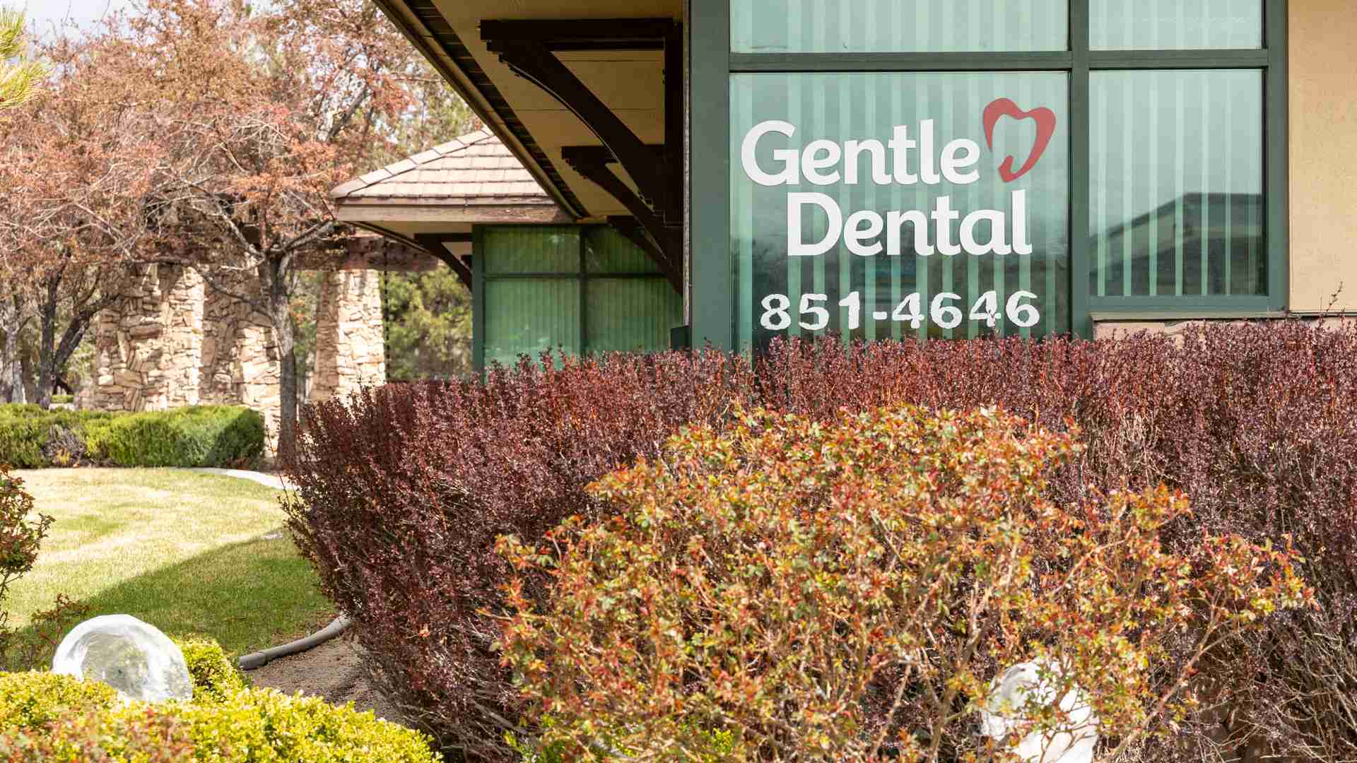 dental-office-front-signage_Gentle-Dental-Reno-South